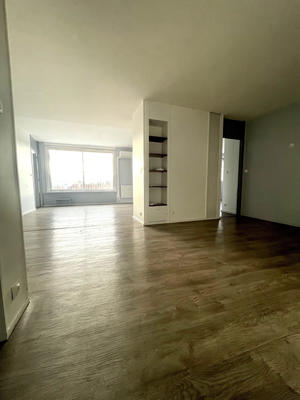 Appartement - 104 m² - 6 pièces