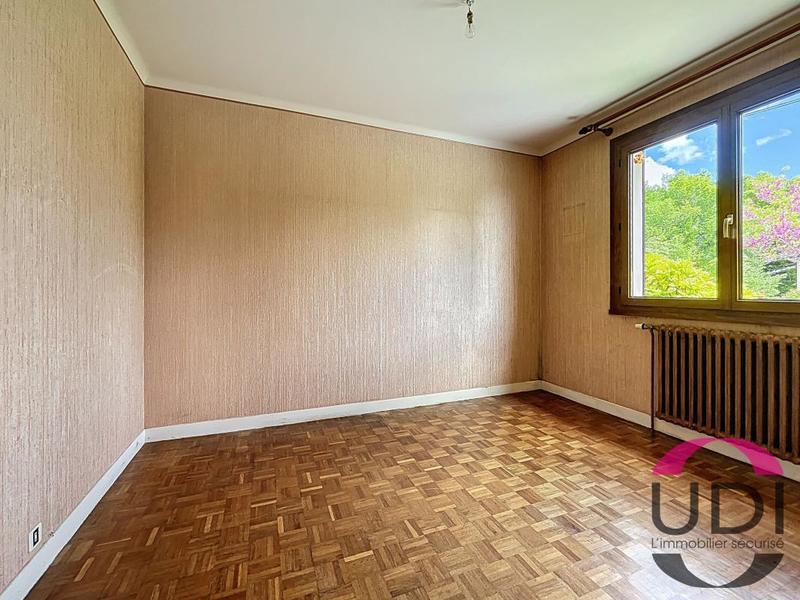 Maison - 167 m² - 8 pièces