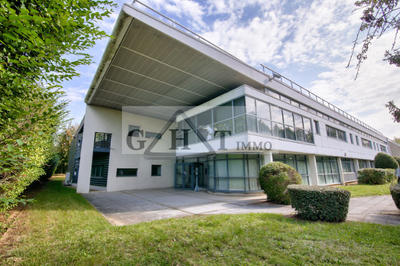 Entrepôt - 3 384 m²