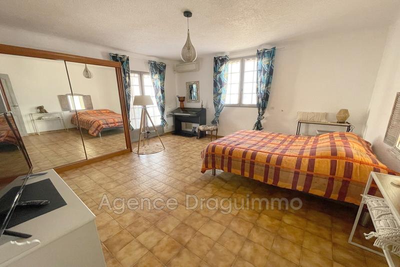 Villa - 130 m² - 4 pièces