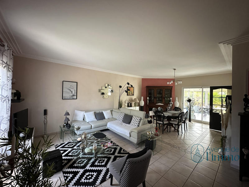 Maison - 120 m² - 6 pièces