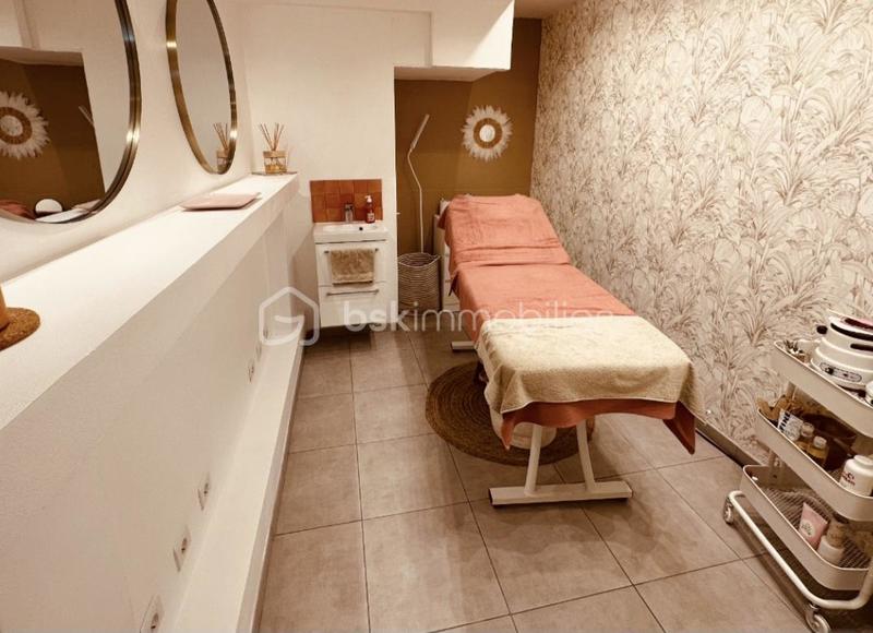 Local commercial - 52 m² - 4 pièces