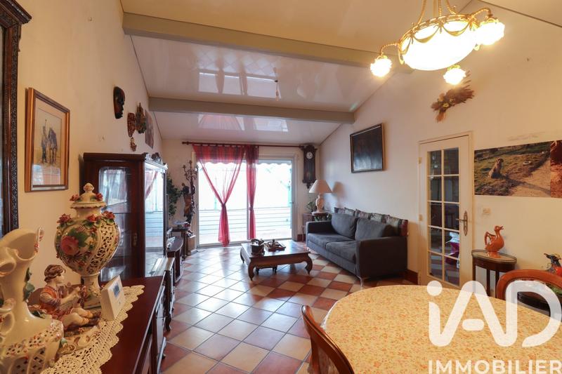 Maison - 96 m² - 4 pièces