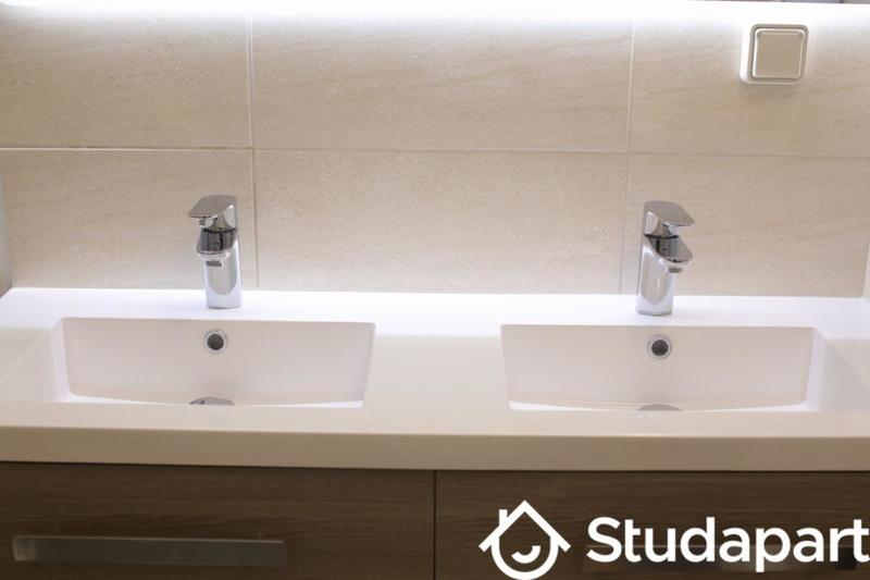 Chambre - 9 m² - 1 pièce