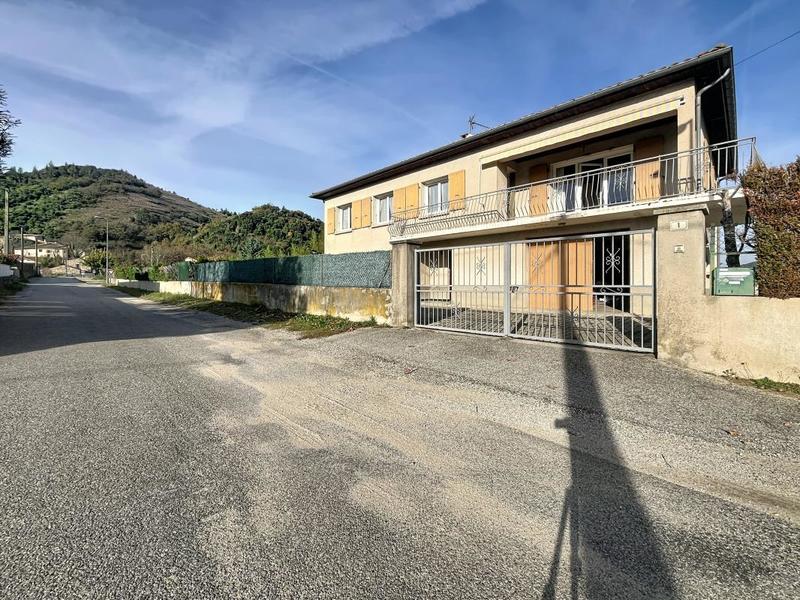 Villa - 161 m² - 7 pièces