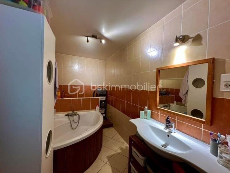 Maison de ville - 75 m² - 4 pièces