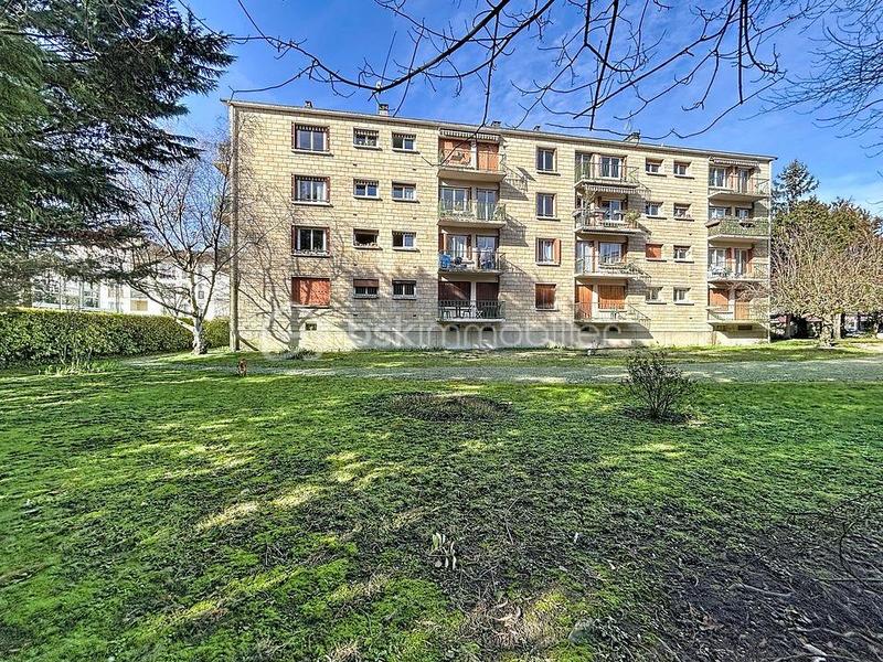 Appartement - 91 m² - 5 pièces