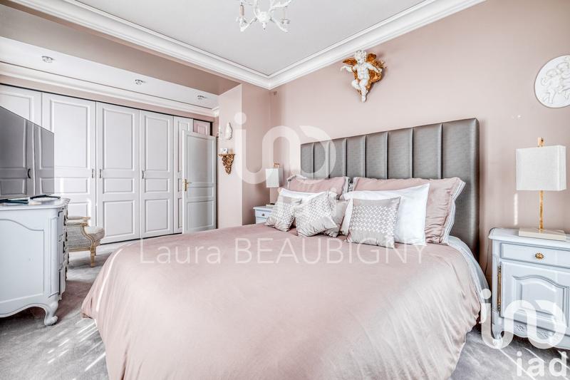 Maison - 524 m² - 12 pièces