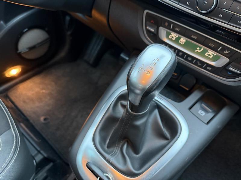 Renault Scénic 3 Ph3 1.5dCi 110 Fap eco2 Bose Edition Edc