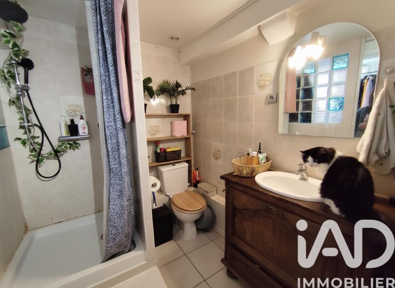 Maison - 220 m² - 9 pièces