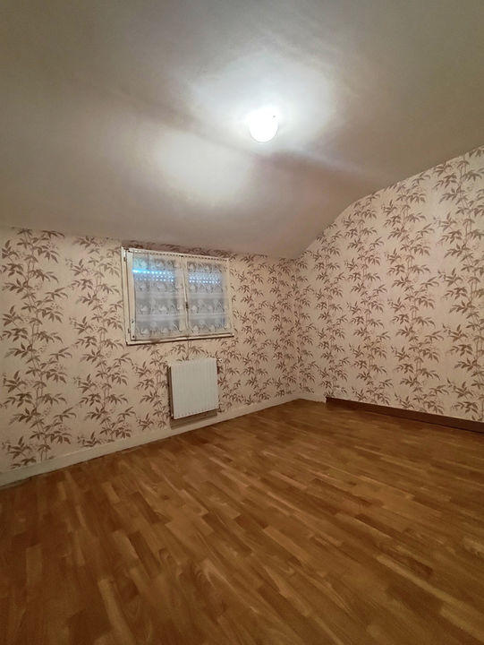 Maison - 115 m² - 6 pièces