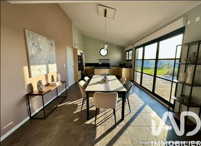 Maison - 112 m² - 4 pièces