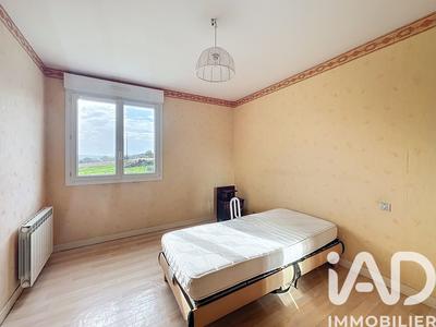 Maison - 92 m² - 4 pièces