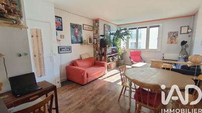 Appartement - 86 m² - 5 pièces