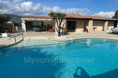 Maison - 177 m² - 5 pièces