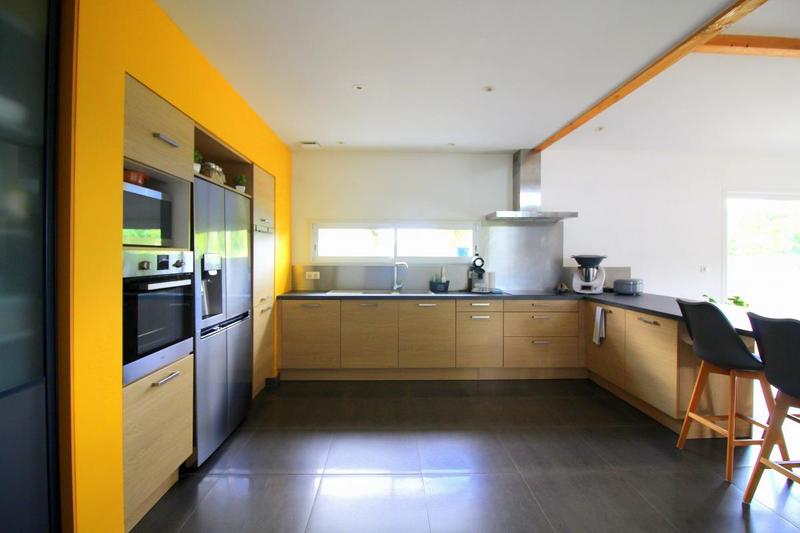 Maison - 192 m² - 5 pièces