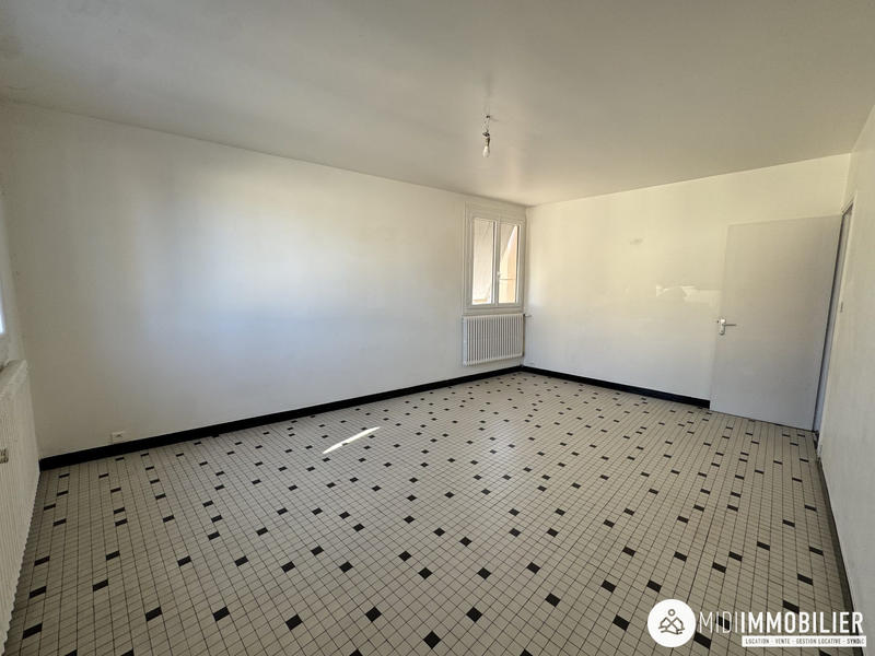 Appartement - 120 m² - 5 pièces