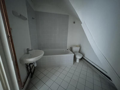 Appartement - 65 m² - 2 pièces