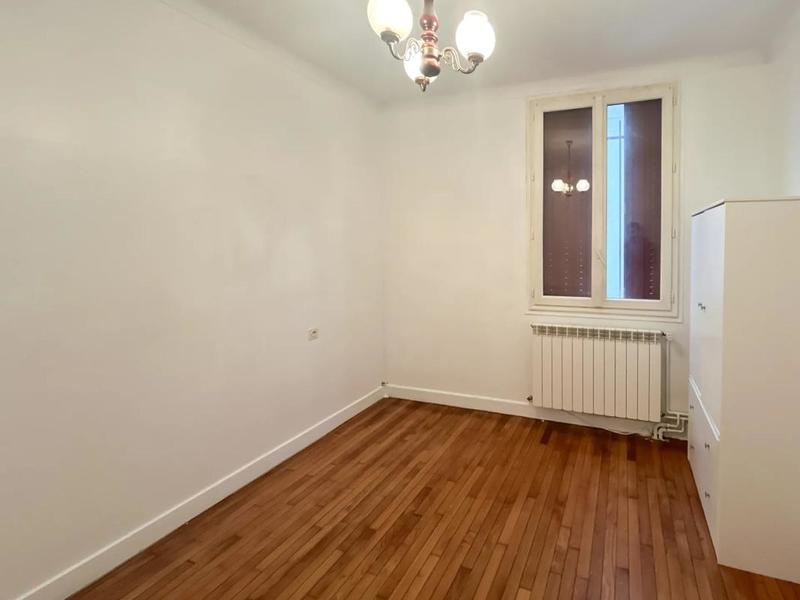 Maison - 263 m² - 8 pièces