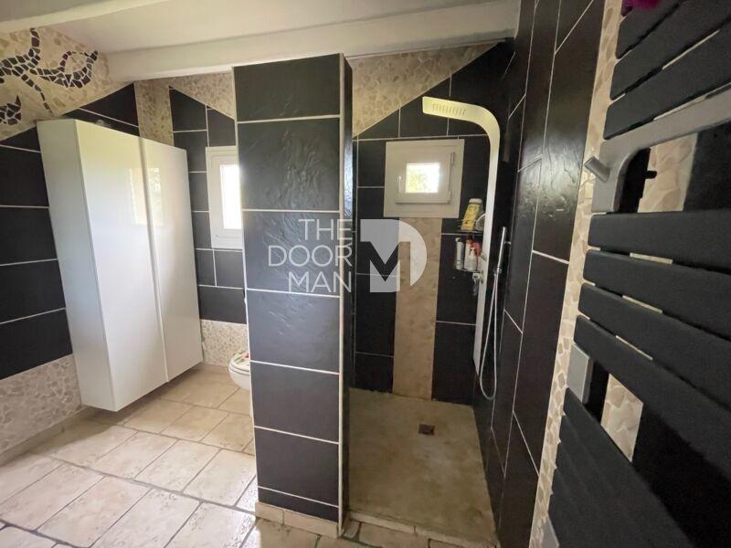 Pavillon - 167 m² - 5 pièces