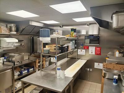 Local commercial - 50 m² - 2 pièces