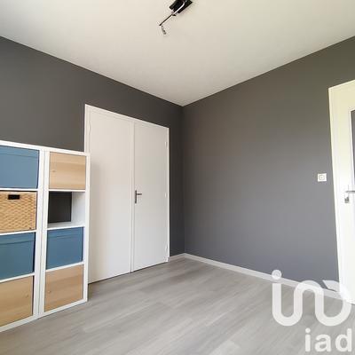 Maison - 99 m² - 4 pièces