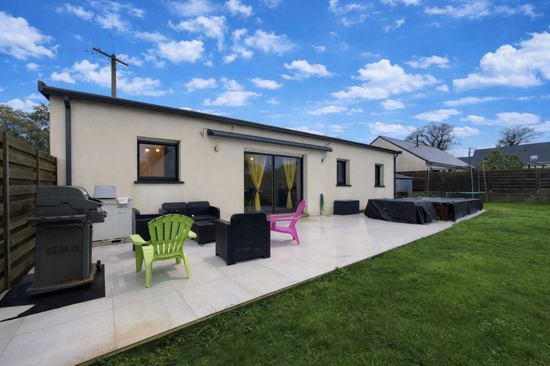 Maison - 92 m² - 5 pièces