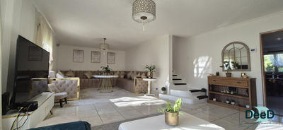 Maison - 140 m² - 5 pièces