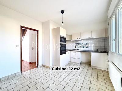 Maison - 148 m² - 6 pièces