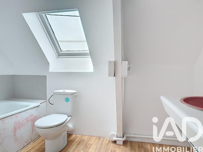 Maison - 93 m² - 5 pièces