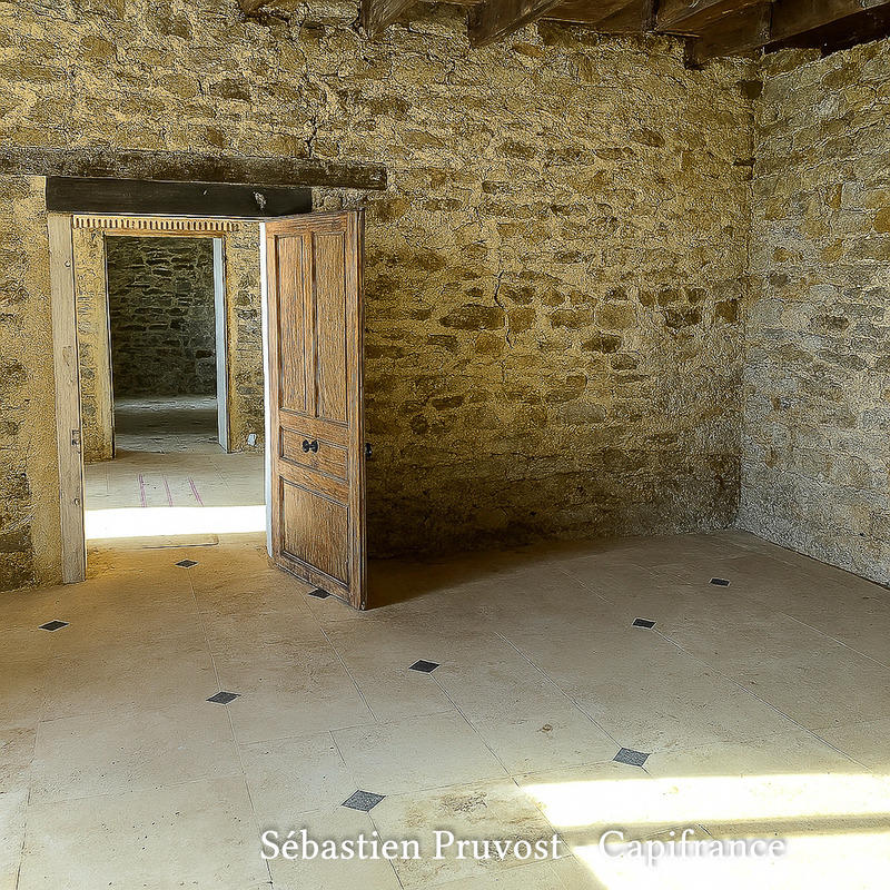 Propriété - 315 m² - 12 pièces