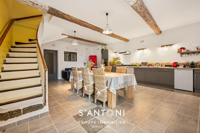 Maison - 150 m² - 5 pièces