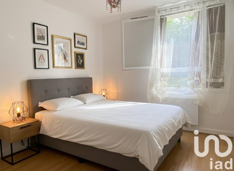 Appartement - 90 m² - 5 pièces