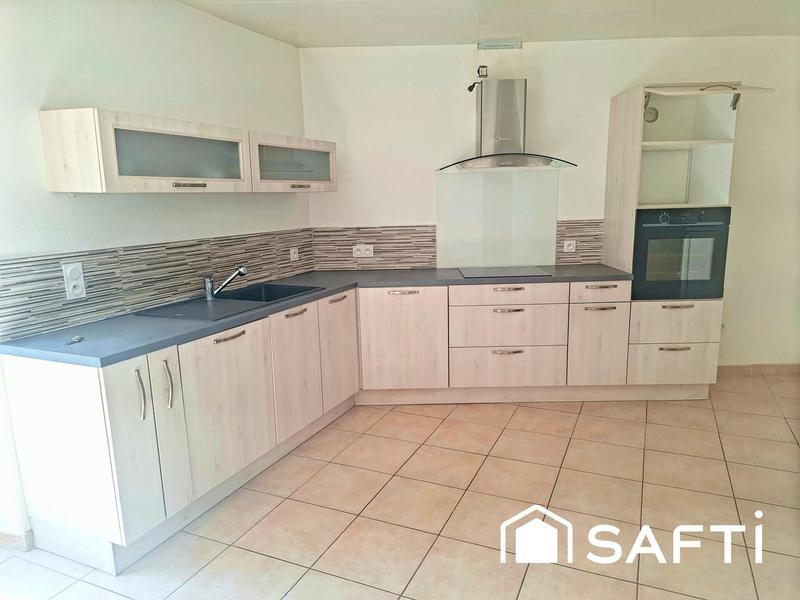 Maison - 99 m² - 5 pièces