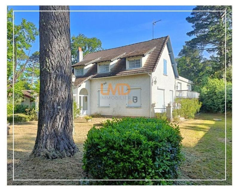 Villa - 204 m² - 8 pièces