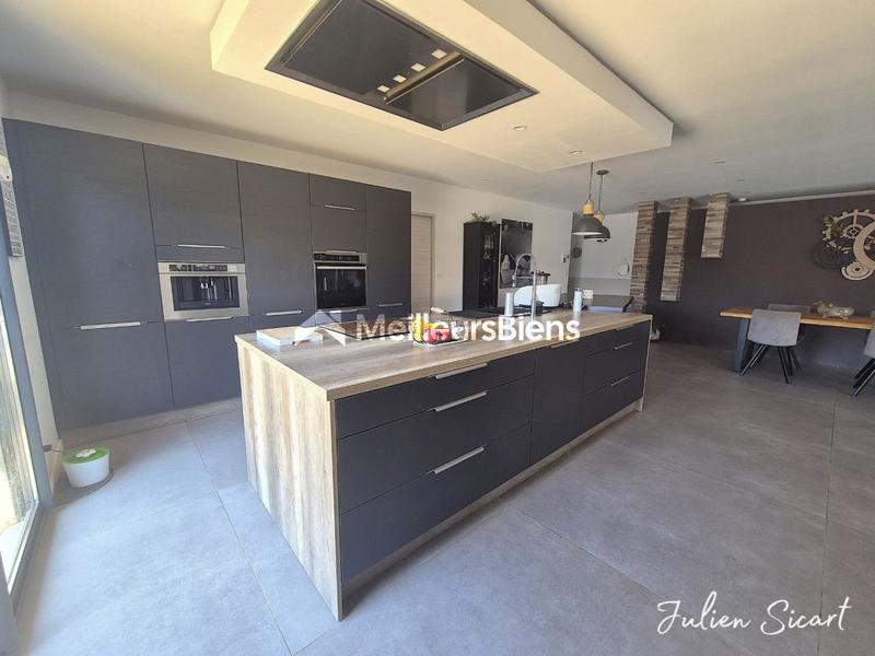 Villa - 165 m² - 5 pièces