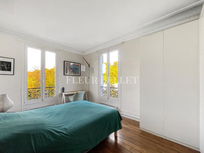 Appartement - 80 m² - 4 pièces