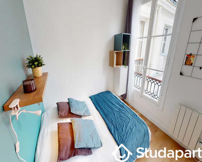 Chambre - 70 m² - 1 pièce