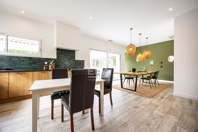 Maison - 126 m² - 4 pièces