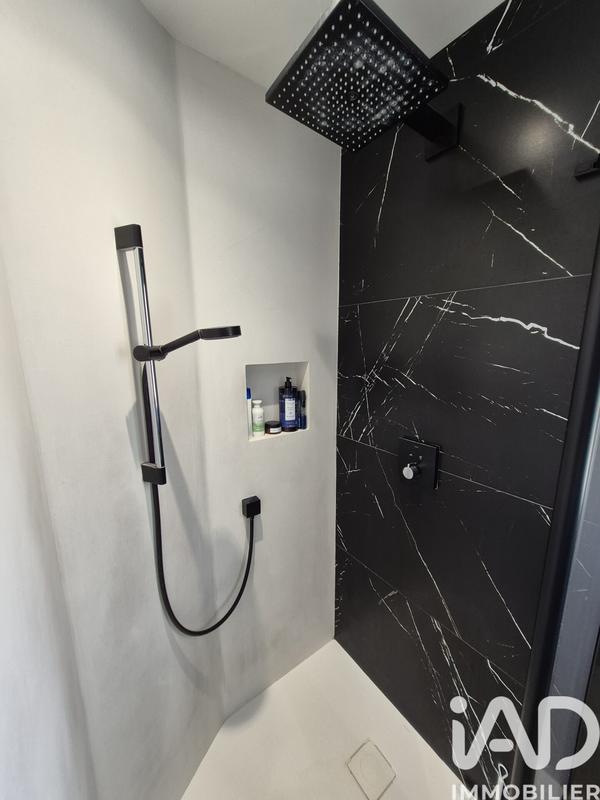 Maison - 152 m² - 7 pièces