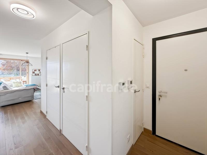 Appartement - 75 m² - 3 pièces