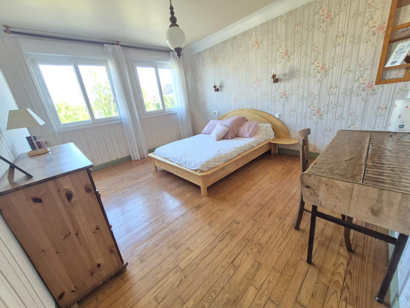 Maison - 160 m² - 9 pièces