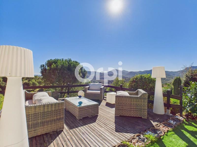 Villa - 141 m² - 5 pièces