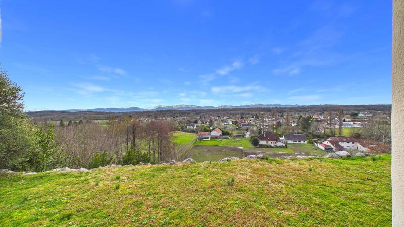 Maison - 191 m² - 6 pièces