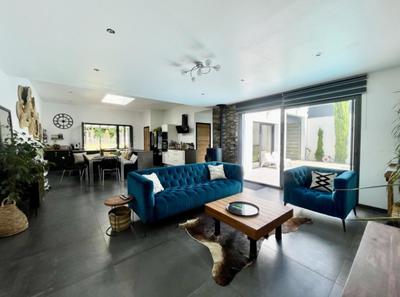 Maison - 136 m² - 5 pièces