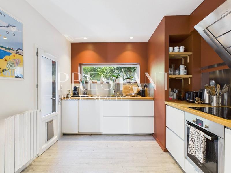 Maison de ville - 167 m² - 6 pièces