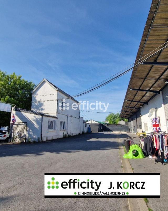 Bureau - 2 000 m² - 30 pièces