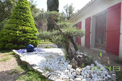 Maison - 200 m² - 6 pièces