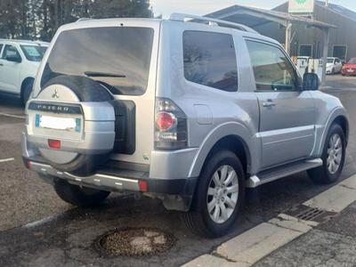 Mitsubishi Pajero Court III (2) 3.2 Di-D 170ch Bva Intense 3p