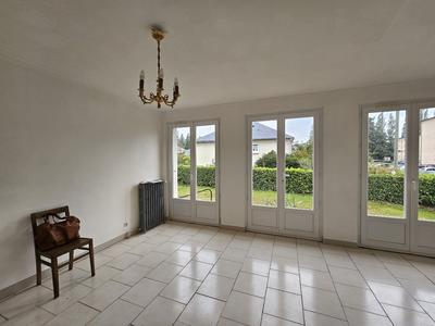 Maison - 77 m² - 5 pièces